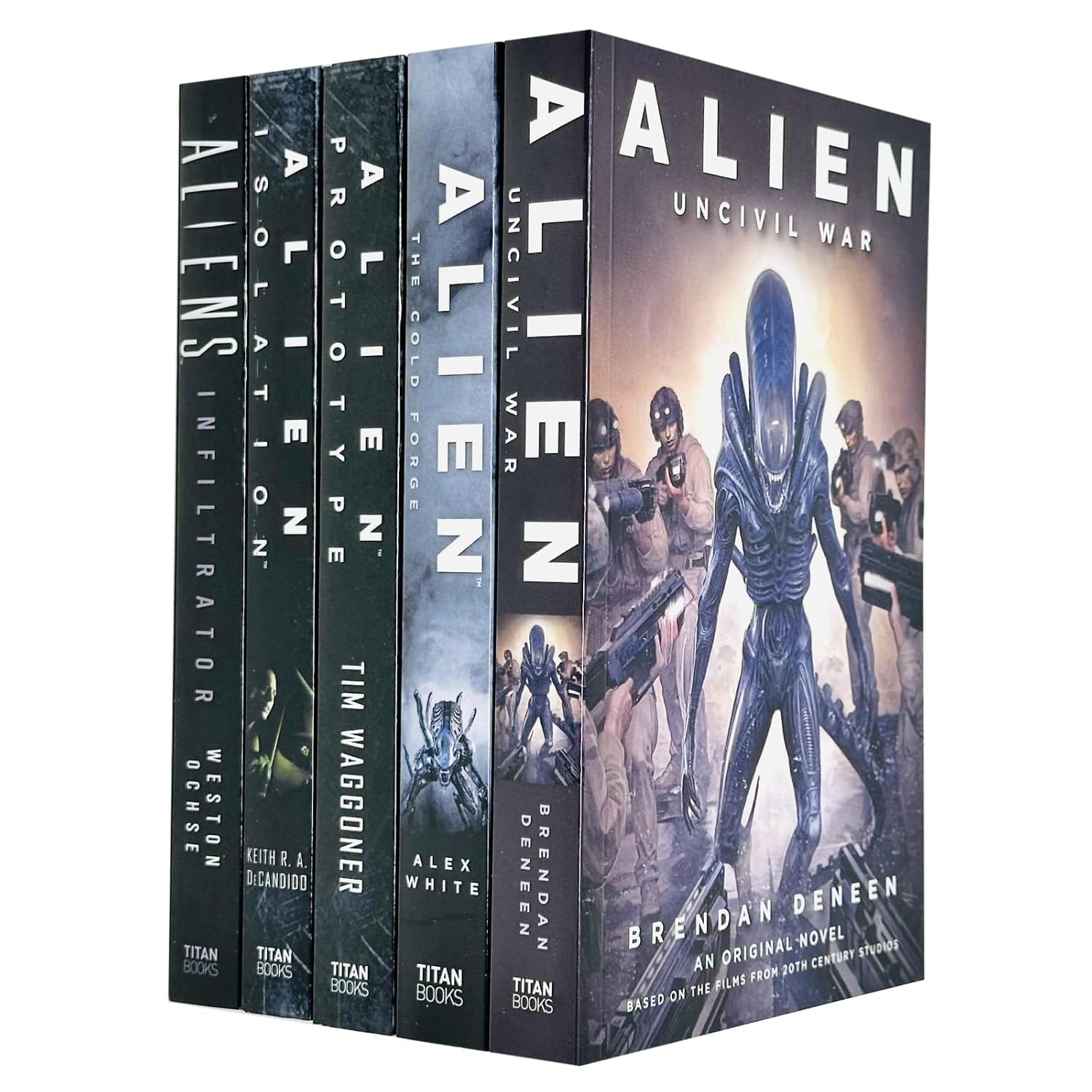 Front cover of the Alien 5 Books Collection Set paperback showing all five novels together