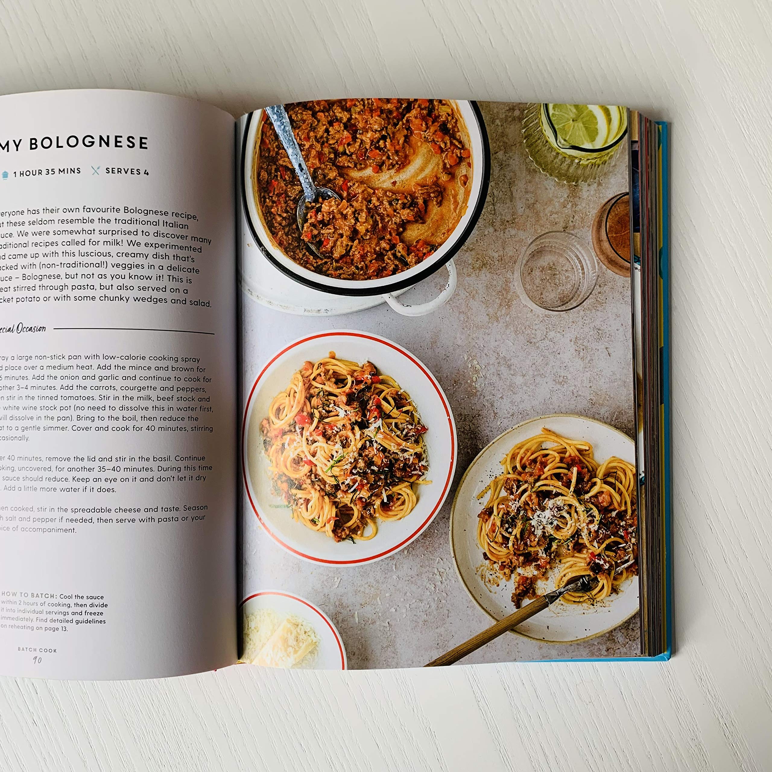 Hardback edition of "Pinch of Nom Quick and Easy" by Kay Featherstone, showcasing the blue cover and title details.