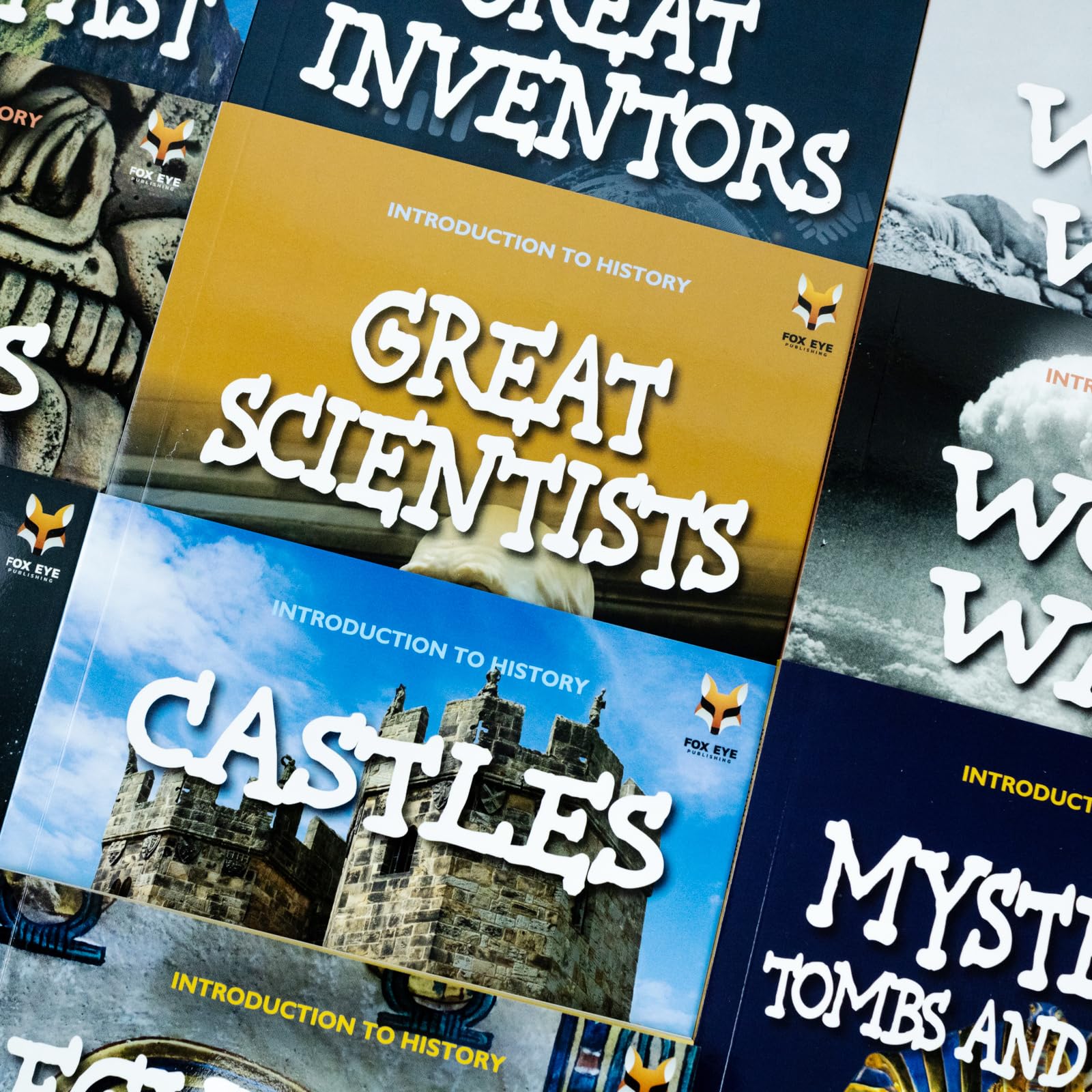 World War I and World War II paperback covers from the Introduction to History for Beginners Series 2 set