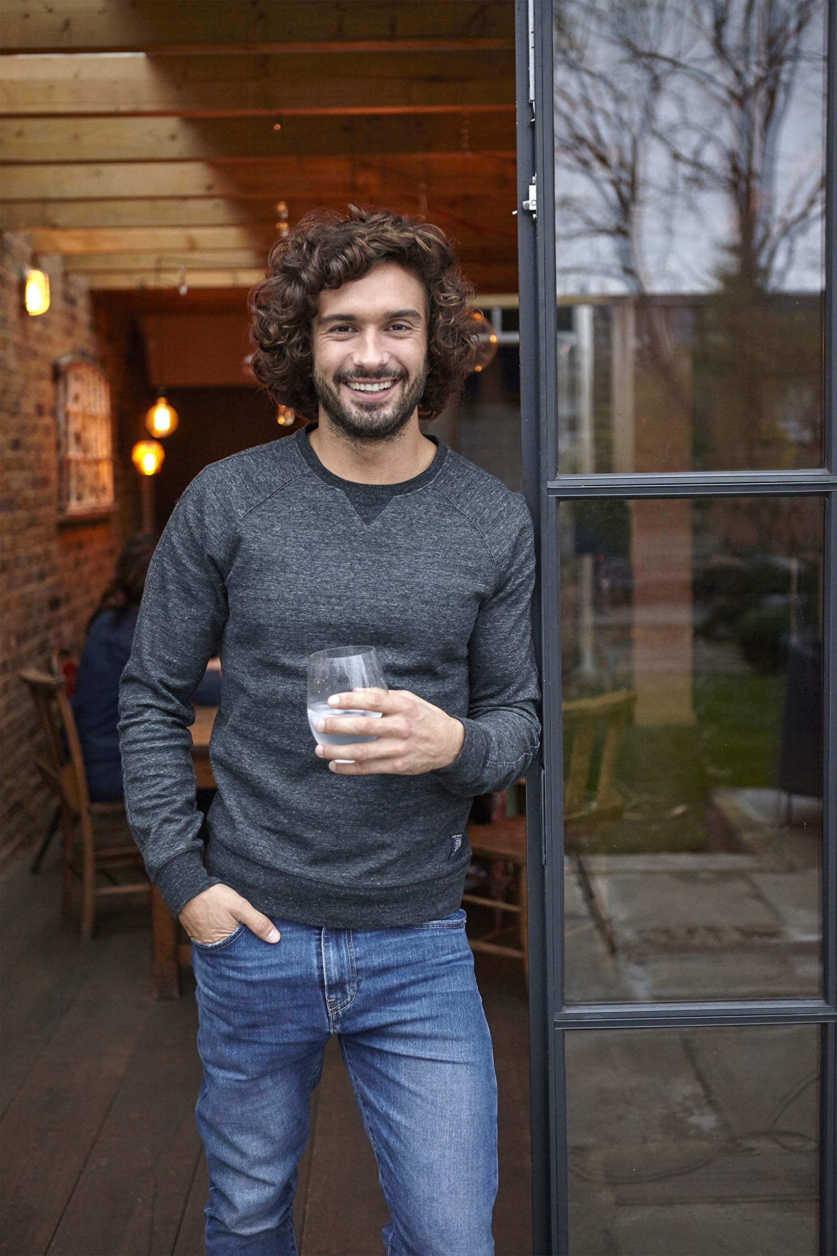 Back cover of Lean in 15 - The Sustain Plan by Joe Wicks showing book description and barcode