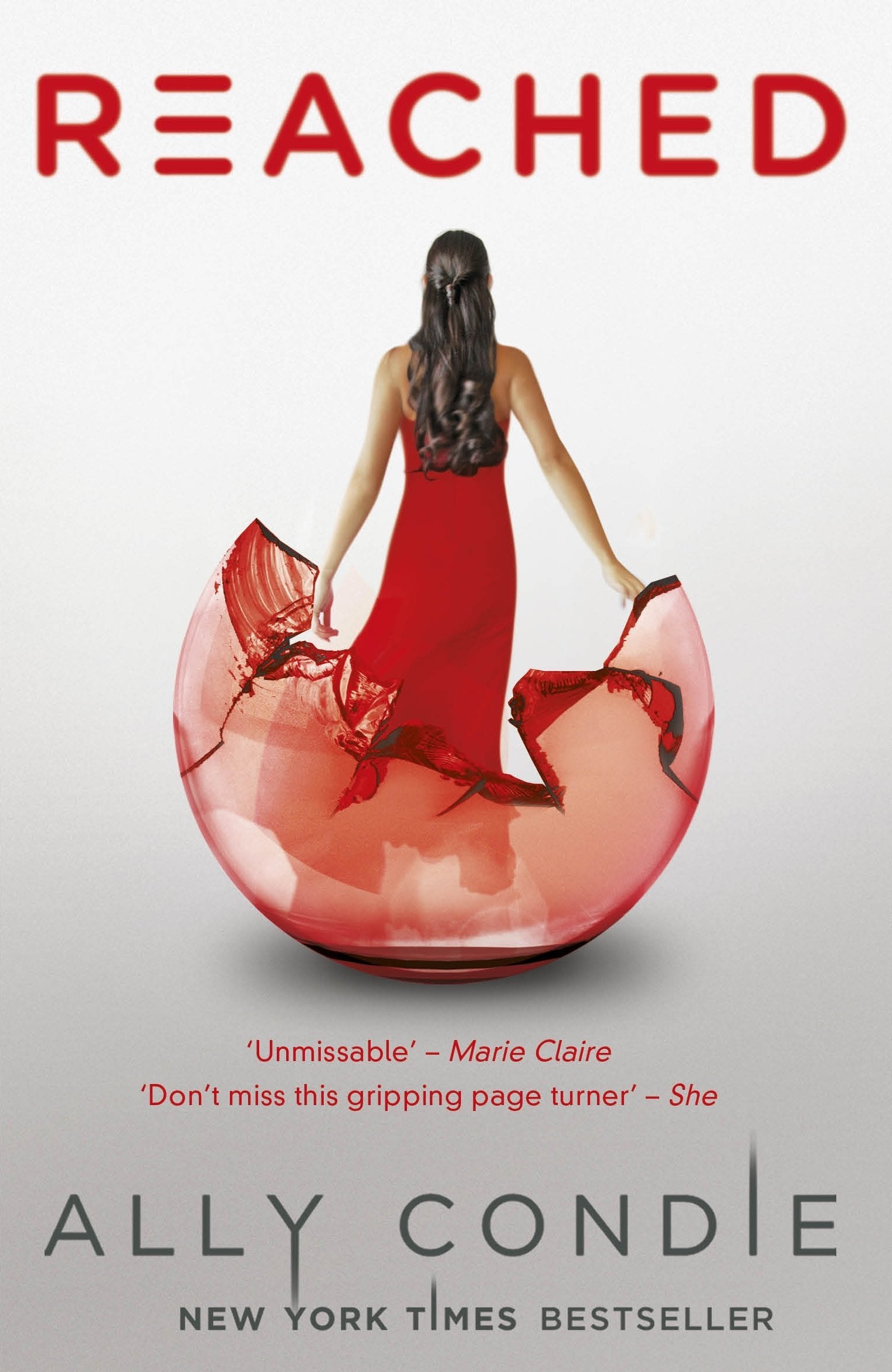 Reached paperback front cover, Book 3 of the Ally Condie Matched Trilogy
