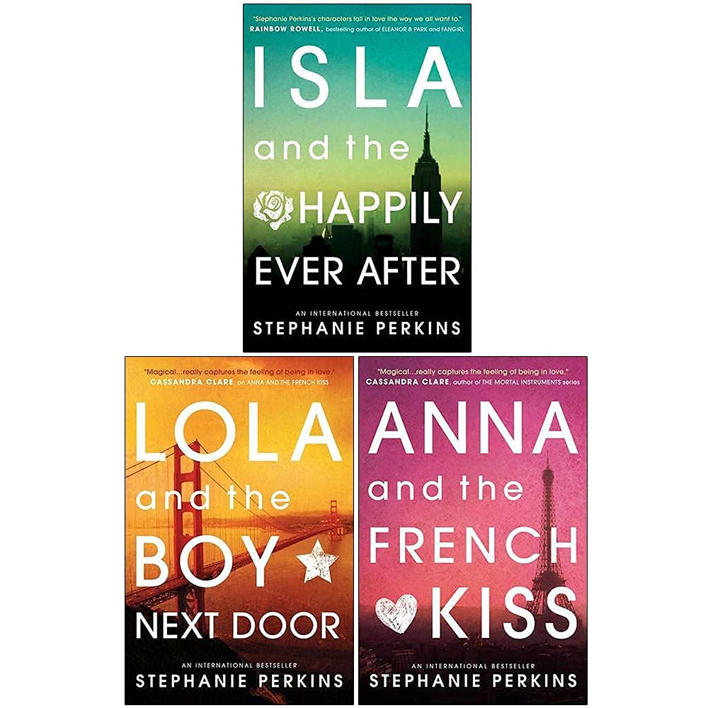 Close-up of Anna and the French Kiss paperback cover by Stephanie Perkins, Young Adult romance novel